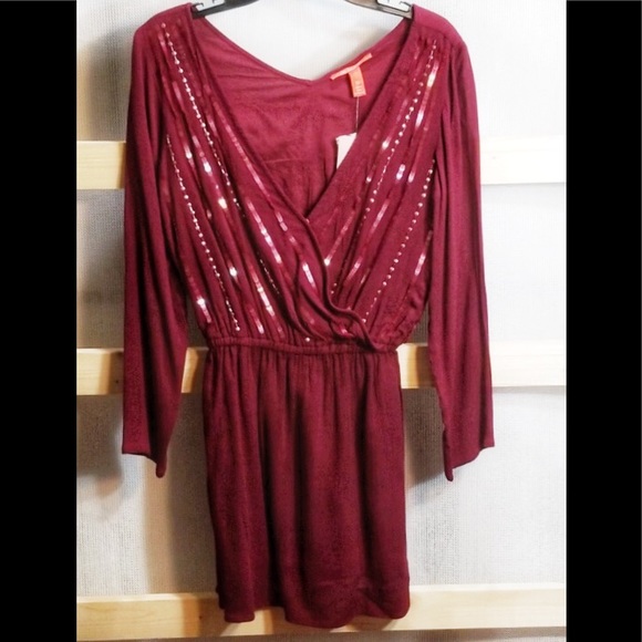 💋🍷 Sexy Sequined Mini Dress 🍷💋 - Picture 2 of 8